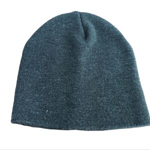 FREE WITH PURCHASE-Boys/Girls Basic Gray Winter Hat/Toque- Unisex